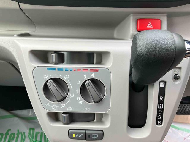 ミライースＸ　ＳＡIII２ＷＤ　ＣＶＴ　スマートアシスト　運転席・助手席ＳＲＳエアバッグ　オートハイビーム　衝突警報機能　オートライト　アイドリングストップ　　ナビ用バックカメラ（福島県）の中古車