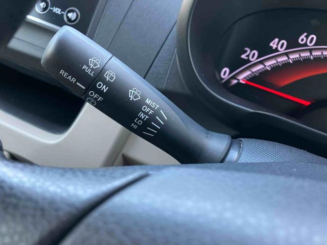 ムーヴＬ２ＷＤ　ＣＶＴ　運転席・助手席ＳＲＳエアバッグ　ベンチシート　アイドリングストップ　ＥＴＣ付き（福島県）の中古車