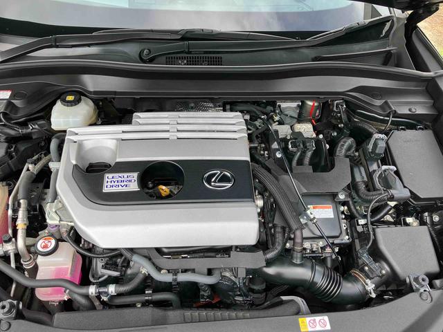 ＵＸＵＸ２５０ｈ　バージョンＬ２ＷＤ　ＣＶＴ　ハイブリッド　シートヒーター　シートエアコン　バックカメラ　サンルーフ　ナビ付き　ドライブレコーダー　プッシュボタンスタート　ＥＴＣ付き（福島県）の中古車