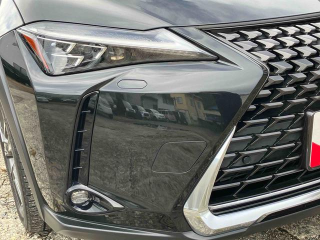 ＵＸＵＸ２５０ｈ　バージョンＬ２ＷＤ　ＣＶＴ　ハイブリッド　シートヒーター　シートエアコン　バックカメラ　サンルーフ　ナビ付き　ドライブレコーダー　プッシュボタンスタート　ＥＴＣ付き（福島県）の中古車