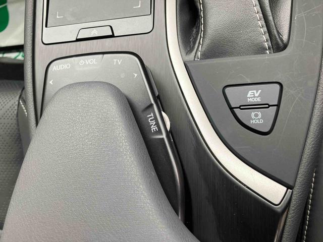 ＵＸＵＸ２５０ｈ　バージョンＬ２ＷＤ　ＣＶＴ　ハイブリッド　シートヒーター　シートエアコン　バックカメラ　サンルーフ　ナビ付き　ドライブレコーダー　プッシュボタンスタート　ＥＴＣ付き（福島県）の中古車