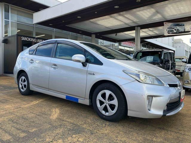 プリウスＰＨＶＳ２ＷＤ　ＣＶＴ　ハイブリッド　運転席・助手席シートヒーター　バックカメラ　ナビ付き　プッシュボタンスタート　運転席・助手席ＳＲＳエアバッグ（福島県）の中古車