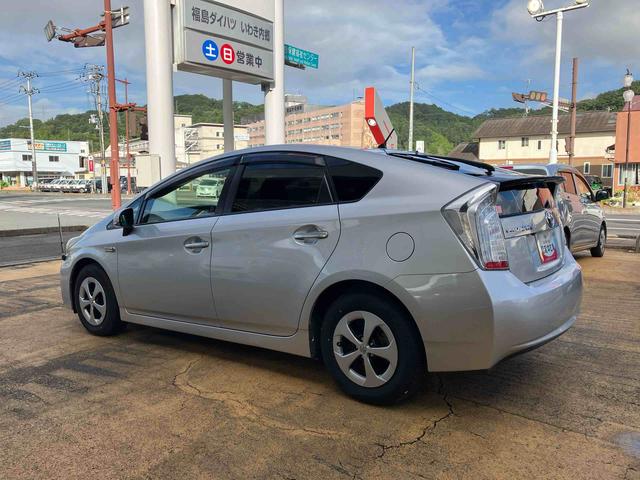 プリウスＰＨＶＳ２ＷＤ　ＣＶＴ　ハイブリッド　運転席・助手席シートヒーター　バックカメラ　ナビ付き　プッシュボタンスタート　運転席・助手席ＳＲＳエアバッグ（福島県）の中古車