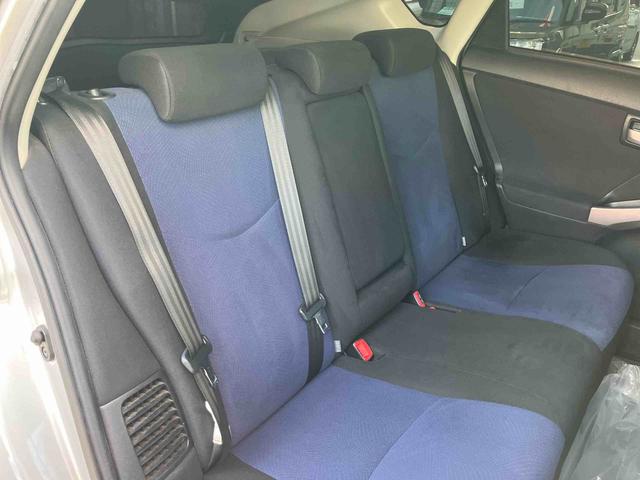 プリウスＰＨＶＳ２ＷＤ　ＣＶＴ　ハイブリッド　運転席・助手席シートヒーター　バックカメラ　ナビ付き　プッシュボタンスタート　運転席・助手席ＳＲＳエアバッグ（福島県）の中古車