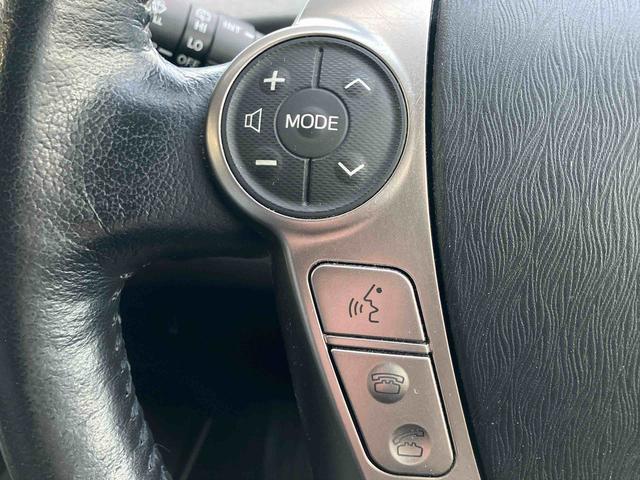 プリウスＰＨＶＳ２ＷＤ　ＣＶＴ　ハイブリッド　運転席・助手席シートヒーター　バックカメラ　ナビ付き　プッシュボタンスタート　運転席・助手席ＳＲＳエアバッグ（福島県）の中古車