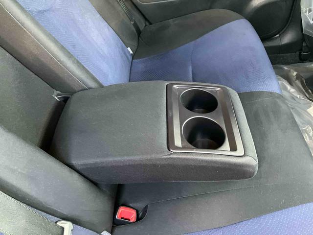 プリウスＰＨＶＳ２ＷＤ　ＣＶＴ　ハイブリッド　運転席・助手席シートヒーター　バックカメラ　ナビ付き　プッシュボタンスタート　運転席・助手席ＳＲＳエアバッグ（福島県）の中古車