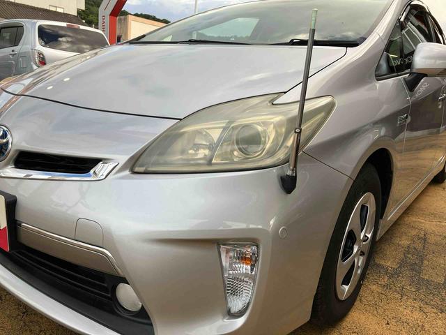 プリウスＰＨＶＳ２ＷＤ　ＣＶＴ　ハイブリッド　運転席・助手席シートヒーター　バックカメラ　ナビ付き　プッシュボタンスタート　運転席・助手席ＳＲＳエアバッグ（福島県）の中古車