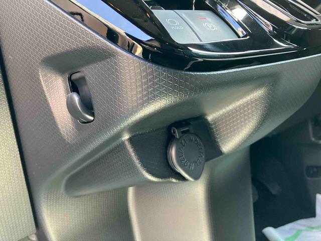 タントカスタムＸスマートアシスト　２ＷＤ　ＣＶＴ　ミラクルオープンドア　シートヒーター　オートホールド機能　電動パーキングブレーキ　アイドリングストップ　プッシュボタンスタート　ベンチシート（福島県）の中古車