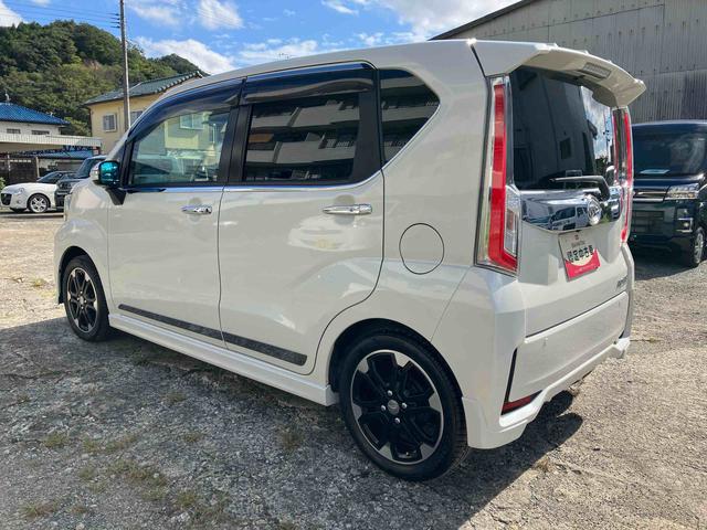 ムーヴカスタム　ＲＳ　ハイパーＳＡII４ＷＤ　ＣＶＴ　プッシュボタンスタート　スマートアシストＩＩ　アイドリングストップ　ナビ付き　バックカメラ　ベンチシート　ＥＴＣ付き　オートライト　運転席・助手席ＳＲＳエアバッグ（福島県）の中古車