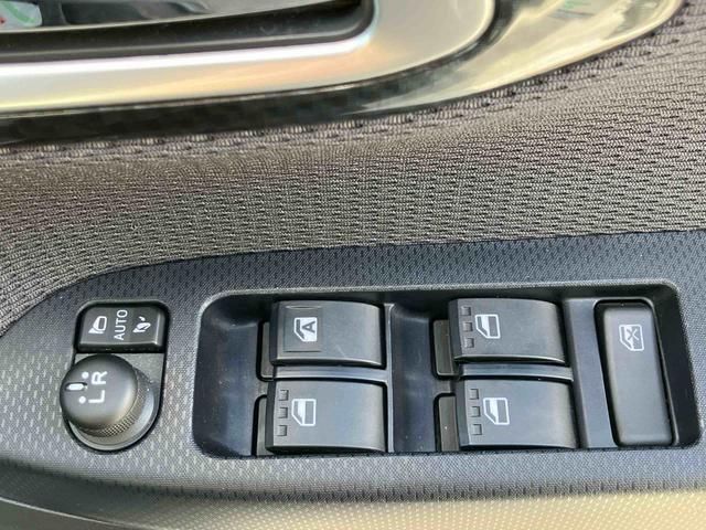 ムーヴカスタム　ＲＳ　ハイパーＳＡII４ＷＤ　ＣＶＴ　プッシュボタンスタート　スマートアシストＩＩ　アイドリングストップ　ナビ付き　バックカメラ　ベンチシート　ＥＴＣ付き　オートライト　運転席・助手席ＳＲＳエアバッグ（福島県）の中古車