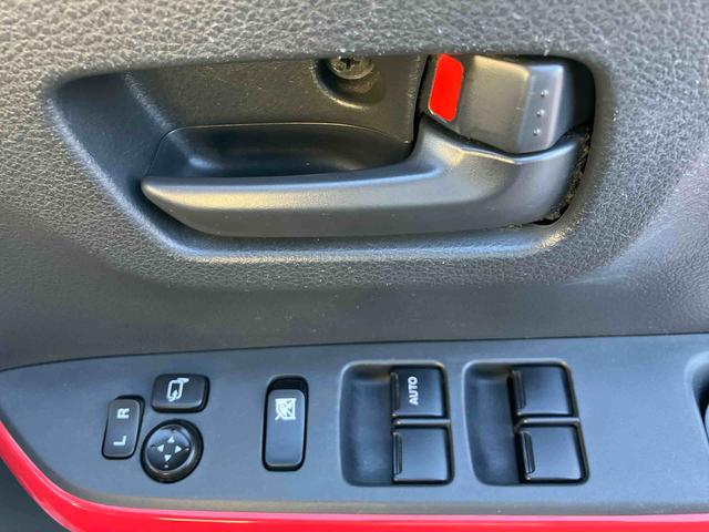 ハスラーJスタイル2WD プッシュボタンスタート 運転席・助手席SRSエアバッグ シートヒーター バックカメラ ナビつき アイドリングストップ フォグランプ(福島県)の中古車