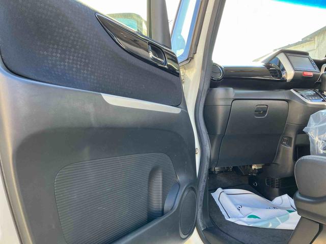 N−BOXカスタムG・ターボLパッケージ2WD ターボ CVT 両側スライドドア ベンチシート クルーズコントロール ナビ付き バックカメラ プッシュボタンスタート フォグランプ(福島県)の中古車