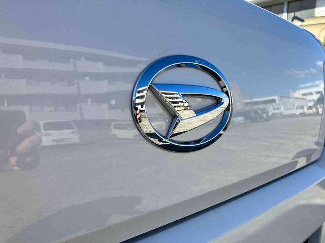 ハイゼットカーゴクルーズスマートアシスト　４ＷＤ　５段ＭＴ　アイドリングストップ　運転席・助手席ＳＲＳエアバッグ　両側スライドドア（福島県）の中古車