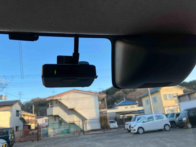 ムーヴキャンバスＧメイクアップ　ＳＡIIスマートアシスト　２ＷＤ　ＣＶＴ　プッシュボタンスタート　ベンチシート　　両側電動スライドドア　バックカメラ　ナビつき　フォグランプ　　アイドリングストップ　運転席・助手席ＳＲＳエアバック（福島県）の中古車