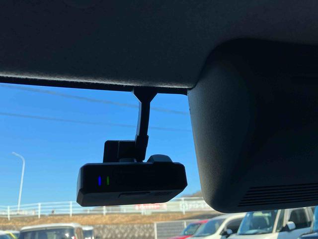 ムーヴキャンバスＧメイクアップリミテッド　ＳＡIII２ＷＤ　スマートアシスト　ＣＶＴ　ナビ付　ベンチシート　両側電動スライドドア　パノラマモニター　ＥＴＣ付き　ドライブレコーダー付き　フォグランプ　プッシュボタンスタート　衝突警報機能（福島県）の中古車