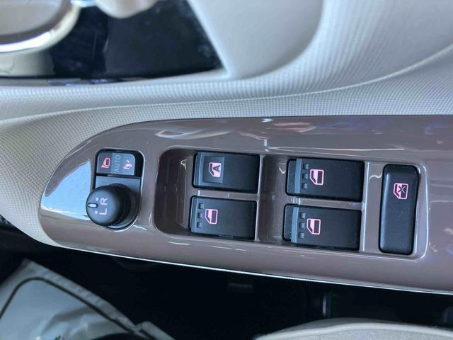 ムーヴキャンバスＧメイクアップリミテッド　ＳＡIII２ＷＤ　スマートアシスト　ＣＶＴ　ナビ付　ベンチシート　両側電動スライドドア　パノラマモニター　ＥＴＣ付き　ドライブレコーダー付き　フォグランプ　プッシュボタンスタート　衝突警報機能（福島県）の中古車