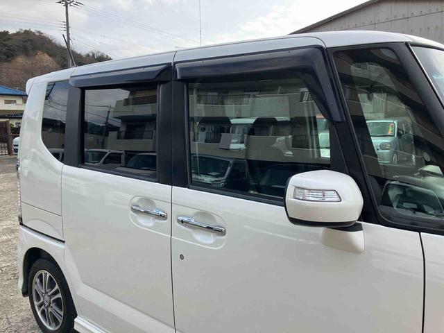 Ｎ−ＢＯＸカスタムＧ２ＷＤ　ＣＶＴ　両側スライドドア　ナビ付き　バックカメラ　フォグランプ　プッシュボタンスタート　ベンチシート　電動ドアミラー　運転席・助手席ＳＲＳエアバッグ（福島県）の中古車