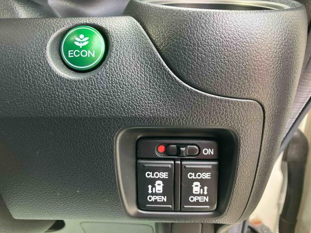 Ｎ−ＢＯＸカスタムＧ２ＷＤ　ＣＶＴ　両側スライドドア　ナビ付き　バックカメラ　フォグランプ　プッシュボタンスタート　ベンチシート　電動ドアミラー　運転席・助手席ＳＲＳエアバッグ（福島県）の中古車