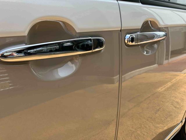 ムーヴキャンバスＧメイクアップＶＳ　ＳＡIIIスマートアシスト　２ＷＤ　ＣＶＴ　ナビ付き　パノラマモニター　ベンチシート　両側電動スライドドア　アイドリングストップ　プッシュボタンスタート　　ドライブレコーダー付き　両側電動スライドドア（福島県）の中古車