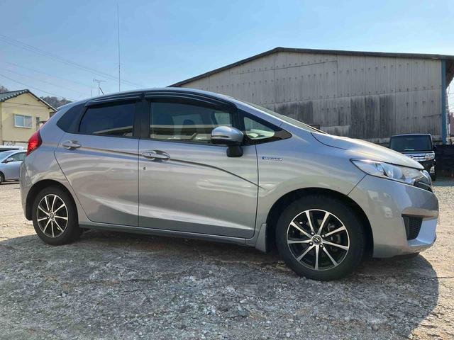 フィットハイブリッドＦパッケージ２ＷＤ　７段ＡＴ　ハイブリッド　ドライブレコーダー付き　ＥＴＣ付き　プッシュボタンスタート（福島県）の中古車