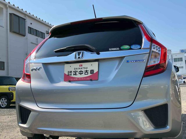 フィットハイブリッドＦパッケージ２ＷＤ　７段ＡＴ　ハイブリッド　ドライブレコーダー付き　ＥＴＣ付き　プッシュボタンスタート（福島県）の中古車