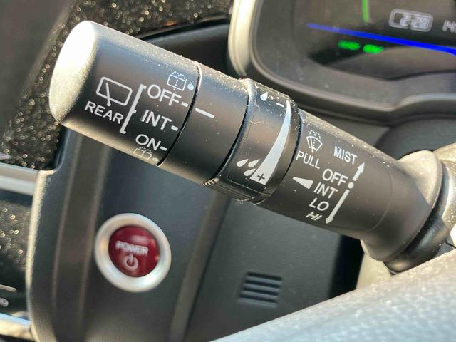 フィットハイブリッドＦパッケージ２ＷＤ　７段ＡＴ　ハイブリッド　ドライブレコーダー付き　ＥＴＣ付き　プッシュボタンスタート（福島県）の中古車