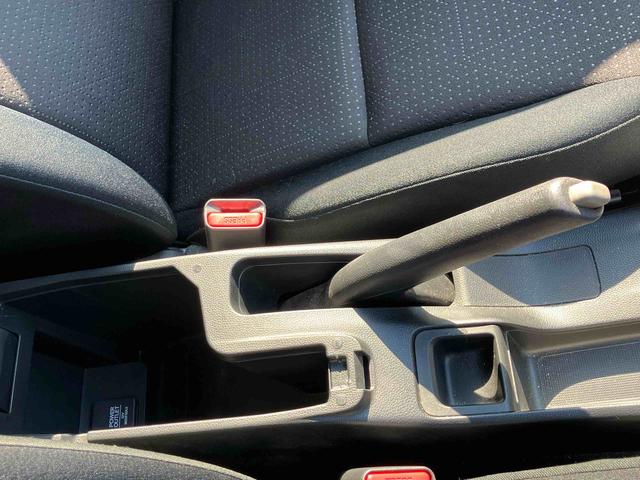 フィットハイブリッドＦパッケージ２ＷＤ　７段ＡＴ　ハイブリッド　ドライブレコーダー付き　ＥＴＣ付き　プッシュボタンスタート（福島県）の中古車