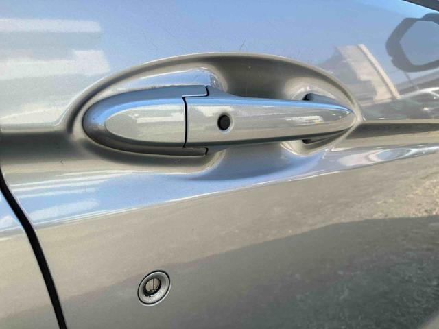 フィットハイブリッドＦパッケージ２ＷＤ　７段ＡＴ　ハイブリッド　ドライブレコーダー付き　ＥＴＣ付き　プッシュボタンスタート（福島県）の中古車