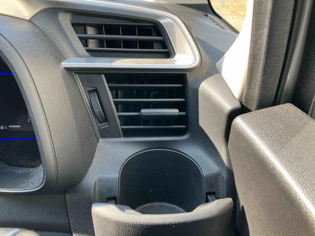 フィットハイブリッドＦパッケージ２ＷＤ　７段ＡＴ　ハイブリッド　ドライブレコーダー付き　ＥＴＣ付き　プッシュボタンスタート（福島県）の中古車