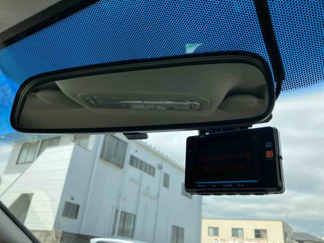 フィットハイブリッドFパッケージハイブリッド 2WD 1500CC 7段AT ナビ付 バックカメラ プッシュボタンスタート ドライブレコーダー付き ETC付き クルーズコントロール 運転席・助手席SRSエアバッグ(福島県)の中古車