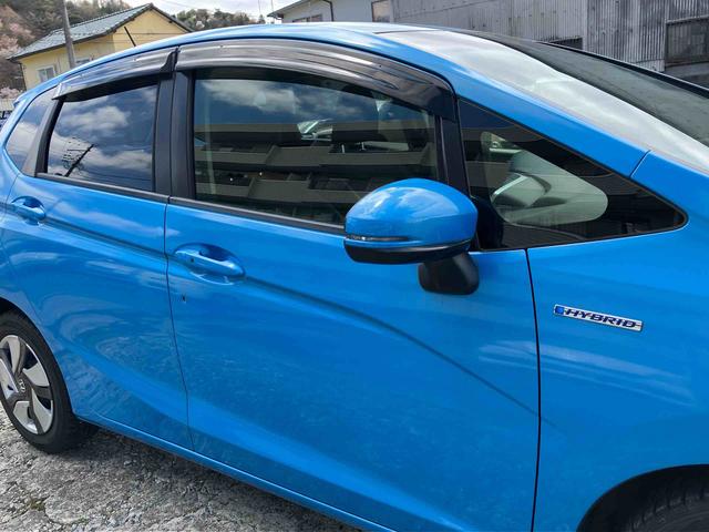 フィットハイブリッドFパッケージハイブリッド 2WD 1500CC 7段AT ナビ付 バックカメラ プッシュボタンスタート ドライブレコーダー付き ETC付き クルーズコントロール 運転席・助手席SRSエアバッグ(福島県)の中古車