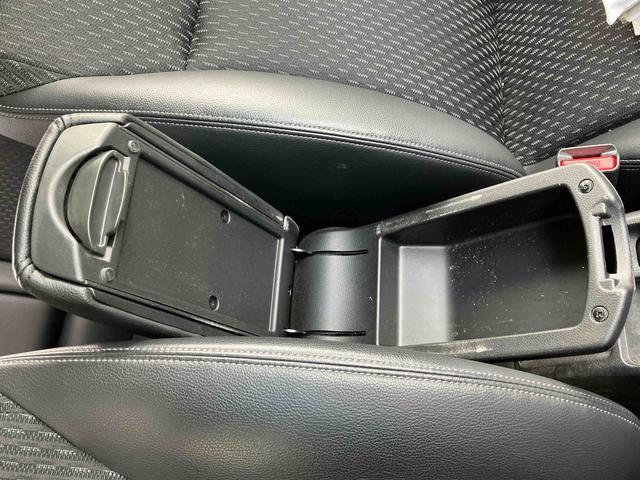 フィットハイブリッドFパッケージハイブリッド 2WD 1500CC 7段AT ナビ付 バックカメラ プッシュボタンスタート ドライブレコーダー付き ETC付き クルーズコントロール 運転席・助手席SRSエアバッグ(福島県)の中古車