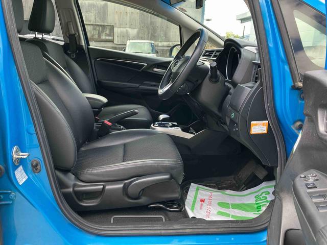 フィットハイブリッドFパッケージハイブリッド 2WD 1500CC 7段AT ナビ付 バックカメラ プッシュボタンスタート ドライブレコーダー付き ETC付き クルーズコントロール 運転席・助手席SRSエアバッグ(福島県)の中古車