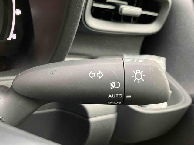 シエンタハイブリッドＺワンオーナ　禁煙　エアバック　キーレスエントリー　ナビＴＶ　整備記録簿　ＥＴＣ車載器　スマートキー　ＡＢＳ（宮城県）の中古車