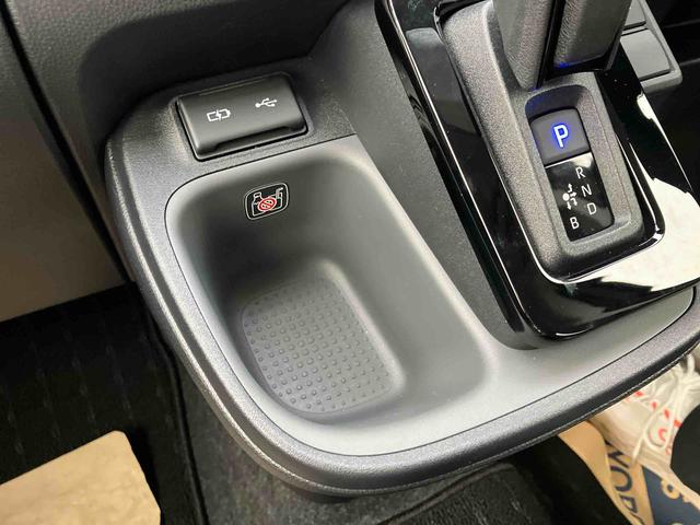 シエンタハイブリッドＺワンオーナ　禁煙　エアバック　キーレスエントリー　ナビＴＶ　整備記録簿　ＥＴＣ車載器　スマートキー　ＡＢＳ（宮城県）の中古車