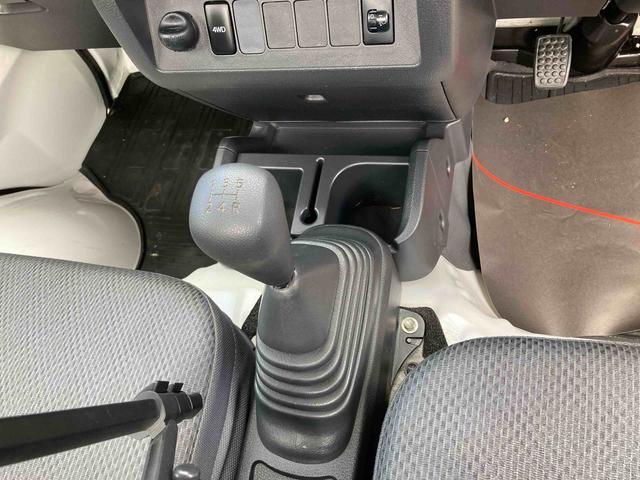 ハイゼットトラックスタンダード４ＷＤ　ＭＴ５速　純正ラジオ（岩手県）の中古車