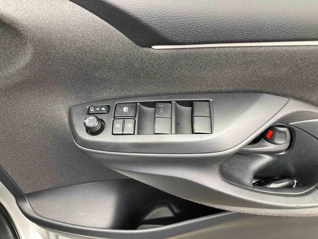 ヤリスＸ４ＷＤ　ＣＶＴ　ナビ付（岩手県）の中古車