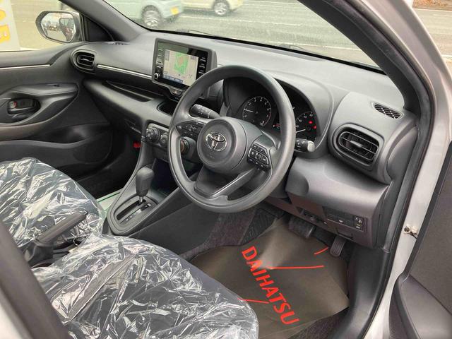 ヤリスＸ４ＷＤ　ＣＶＴ　ナビ付（岩手県）の中古車