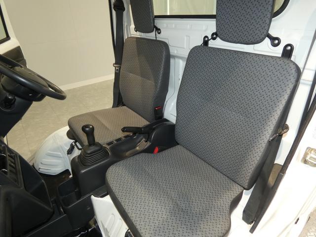 キャリイトラックKCパワステ4WD パワステ 5MT ラジオ(岩手県)の中古車