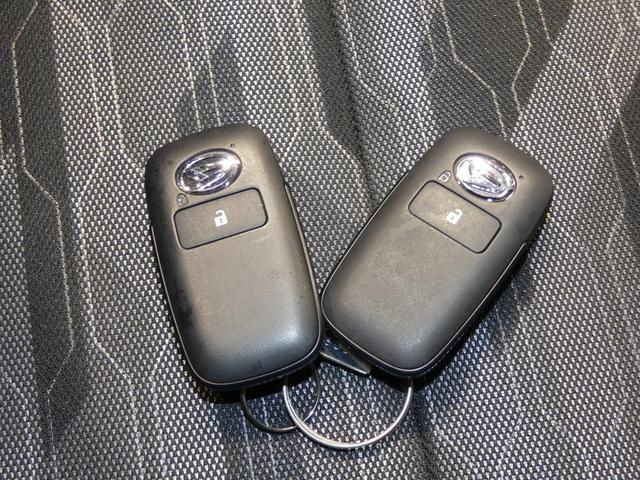 タフトG4WD オーディオレス ガラスルーフ アダプティブクルーズコントロール 電動パーキング LEDヘッドライト クリアランスソナー シートヒーター(岩手県)の中古車