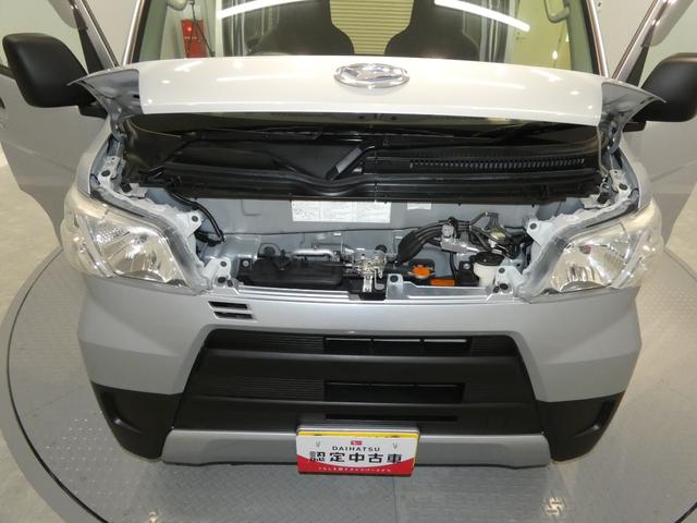 ハイゼットカーゴデラックスＳＡIII４ＷＤ　スマートアシスト　キーレス　　ＡＴ　マニュアルエアコン　ラジオ　パワステ（岩手県）の中古車