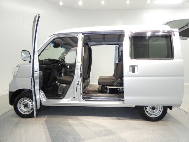 ハイゼットカーゴデラックスＳＡIII４ＷＤ　スマートアシスト　キーレス　　ＡＴ　マニュアルエアコン　ラジオ　パワステ（岩手県）の中古車