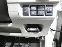 ４ＷＤ　スマートアシスト３　ＣＤチューナー　マニュアルエアコン　キーレス（岩手県）の中古車