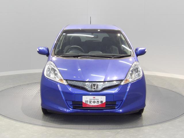 フィットハイブリッドスマートセレクションＶＳＡ　スマートキー　オートエアコン　　クルーズコントロール　デジタルメーター　イモビライザー　ＬＥＤリアコンビランプ（岩手県）の中古車