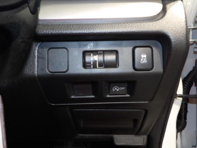 インプレッサスポーツ２．０ｉアイサイトアイサイト　４ＷＤ　ＨＩＤヘッドライト　１７インチアルミ　パドルシフト　本革巻ステアリング　左右独立フルオートエアコン（岩手県）の中古車