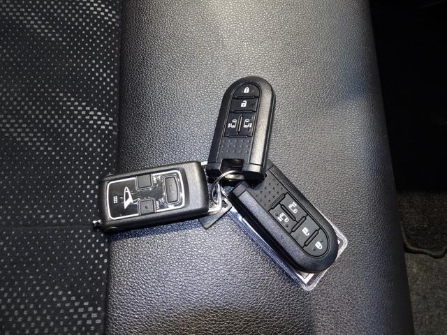 タントカスタムＸ　トップエディションＶＳ　ＳＡIII４ＷＤ　両側パワースライドドア　ＤＶＤチューナー　パノラマモニター　エンジンスターター　衝突回避支援システム　ＬＥＤヘッドライト（岩手県）の中古車