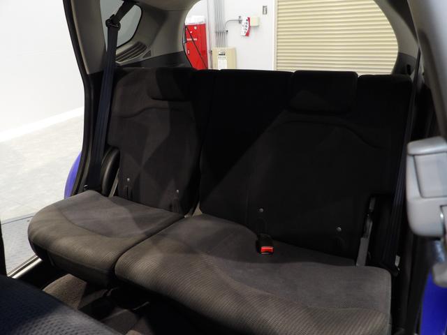 フィットハイブリッドハイブリッド・１０ｔｈアニバーサリーＥＴＣ　スマートキー　フォグランプ　　クルーズコントロール　ＨＩＤヘッドライト　オートエアコン　ステアリングスイッチ（岩手県）の中古車