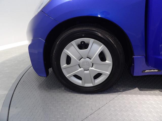 フィットハイブリッドハイブリッド・１０ｔｈアニバーサリーＥＴＣ　スマートキー　フォグランプ　　クルーズコントロール　ＨＩＤヘッドライト　オートエアコン　ステアリングスイッチ（岩手県）の中古車