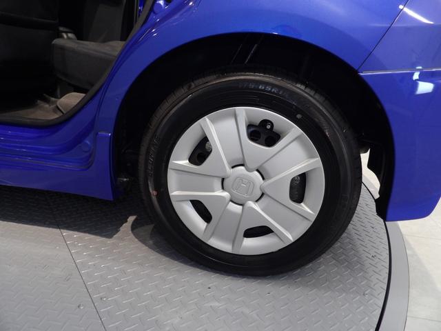 フィットハイブリッドハイブリッド・１０ｔｈアニバーサリーＥＴＣ　スマートキー　フォグランプ　　クルーズコントロール　ＨＩＤヘッドライト　オートエアコン　ステアリングスイッチ（岩手県）の中古車