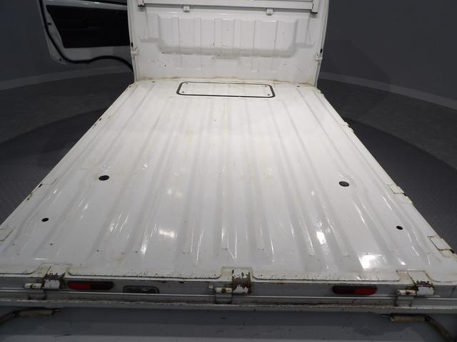 キャリイトラックＫＣエアコン・パワステ４ＷＤ　５ＭＴ　エアコン　パワステ　運転席エアバッグ　ＡＭ／ＦＭラジオ　パートタイム４ＷＤ（岩手県）の中古車